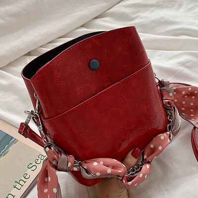 

Summer 2019 new bucket scarf solid color Korean leisure Joker shoulder slung a small bag of women