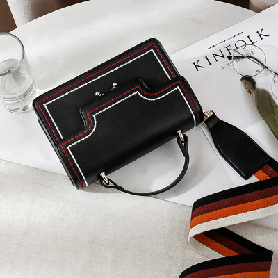 

Summer Sky New Single Shoulder Ladies 2009 Chaohuan Broadband Slant Bag Fashion Baitao Leisure