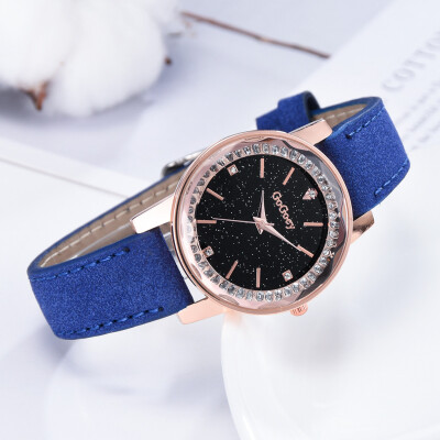 

RM Fashion Simple Without Numeral Scale Scrub Dial Dial Quartz Female Watch