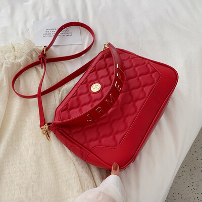 

On the new small bag women 2019 new Korean fashion shoulder bag foreign style diamond chain messenger bag tide