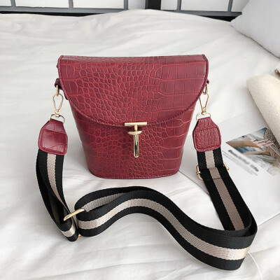 

Tailored Fashion Lady Crocodile Pattern Embossed Bucket Bag Shoulder Bag Messenger Bag