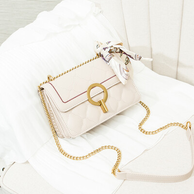 

Go to the new mini-network celebrity girl Chao Korean version 100 lap slanted fashion rhomboid chain small square bag