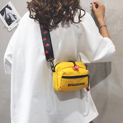 

Net red pouch handbags new 2019 fashion canvas bag female shoulder summer small fresh wild ins Messenger bag