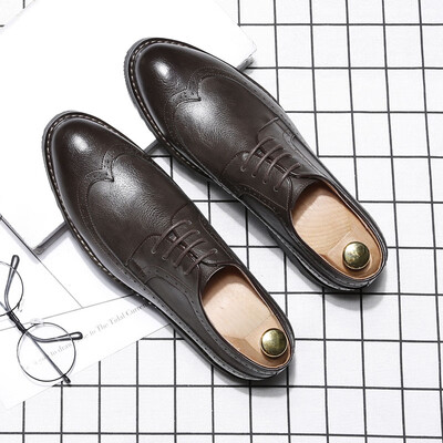 

Autumn Bullock mens shoes carved England tide shoes casual business dress shoes mens pointed black wedding shoes