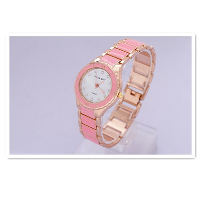 

2018 explosion models Korean fashion trend female students casual watch beautiful rhinestone bracelet quartz watch gift table