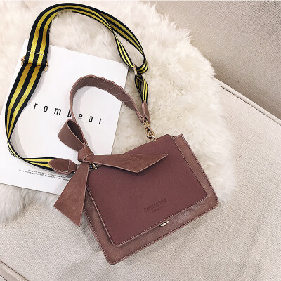 

Spring&summer Scrub bag female 2019 new wave Korean version of the wild single shoulder diagonal portable fashion wide shoulder strap small square bag