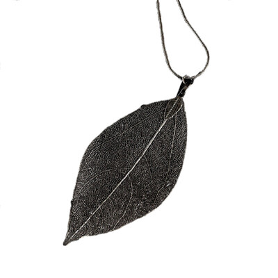 

New Punk Fashion Minimalist Leaves Pendant Clavicle Necklaces For Women Jewelry Gift Chain