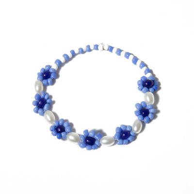 

Blue Flower beads Bohemian Short Collar Chokers Necklaces For Women Personalized Bijou Ethnic Acrylic Beads Statement Necklace