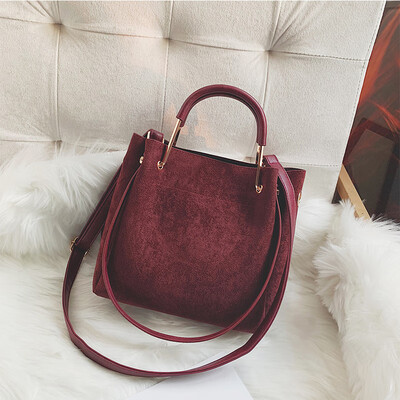 

Ins super fire small bag female 2019 new wave Korean version of the wild slung shoulder portable fashion frosted bucket bag