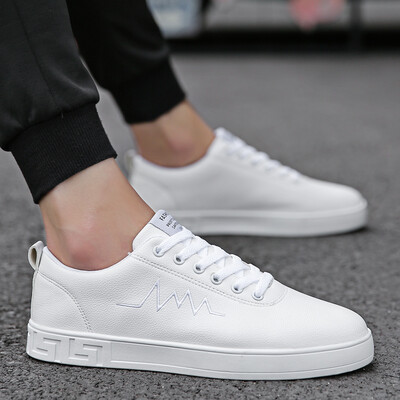 

Tide shoes 2019 new summer mens shoes wild shoes Korean mens white shoes casual trend white shoes cotton shoes
