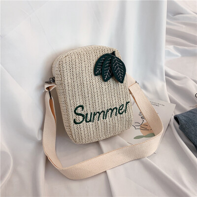 

Fashion letter leaf woven shoulder small square bag female 2019 summer new style art Sen casual messenger bag