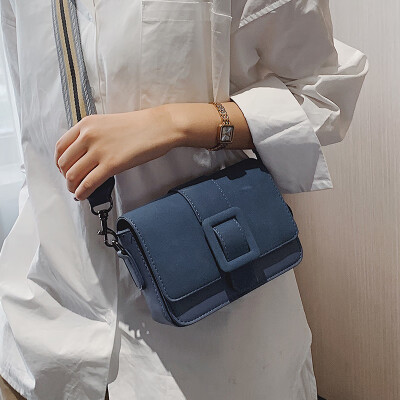

Bag female bag 2019 autumn new retro matte shoulder bag tide Korean version of the wild wide shoulder strap Messenger bag