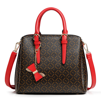 

Summer ladiesbags are full of fashion ladies mothers with large single shoulder handbags&large oblique bags
