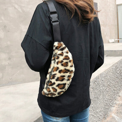 

Tailored Woman Wide Shoulder Strap Chest Bag Crossbody Bag Leopard Print Pockets