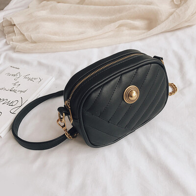 

New texture solid color striped bag female 2019 new Korean version of the wild single shoulder slung fashion chain small square bag