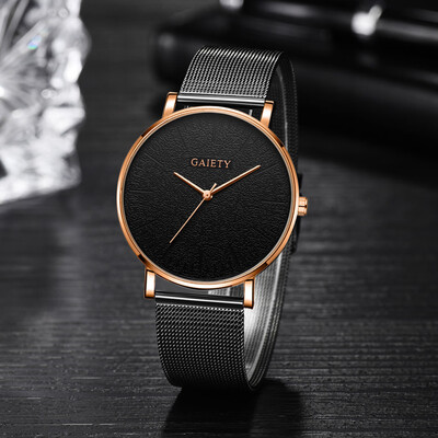 

Gobestart Fashion Casual Starry Sky Simple Calendar Business Net With Strap Mens Watch