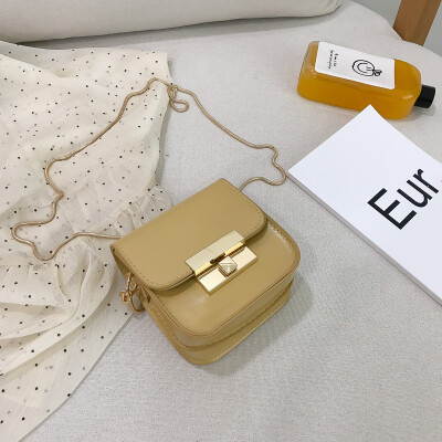 

2019 new chic simple wild chain cosmetic bag female personality mini Messenger bag casual fashion shoulder bag