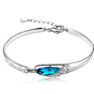 

Delicate Fashion Women\s Austrian Crystal Bracelet