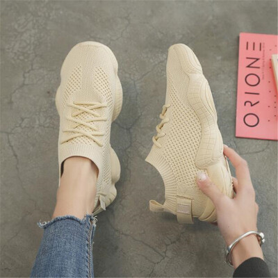 

Women Shoes Plus Size Flyknit Sneakers Women New Vulcanized Shoes Casual Female Slip On Flat Shoes White Mesh Walking Footwear