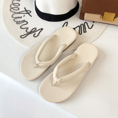 

Korean version of slippers womens slippers summer fashion comfortable flat-bottomed cool slippers vacation beach shoes flip-flops