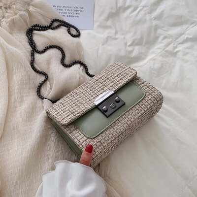 

Texture bag women 2019 summer new fashion contrast small square bag Joker lock chain shoulder Messenger bag