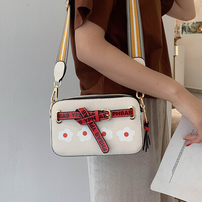 

Fashion flower shoulder bag handbag 2019 new fashion Messenger bag summer small fresh wild red small bag