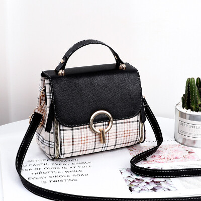 

Ladies bag 2019 spring new cool fashion womens bag small square bag Korean version of the shoulder bag Messenger bag