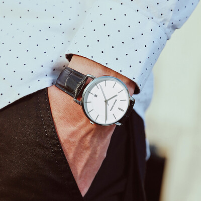 

Youth watch male junior high school students Korean version of the simple trend casual mens waterproof fashion 2018 new