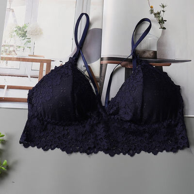 

Sexy Women Padded Bras Wireless Thin Underwear Women Seamless Deep V-Neck Lace Bras