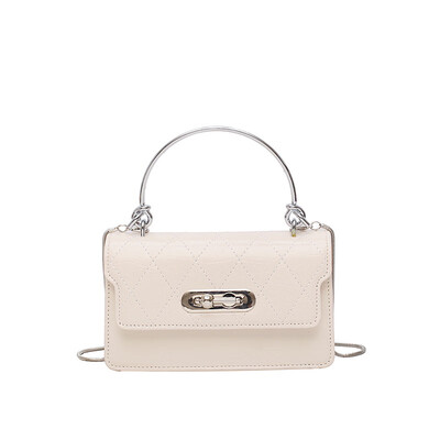 

Spring new bag female 2019 new European&American fashion Messenger bag letter bag wild hit color broadband small square bag