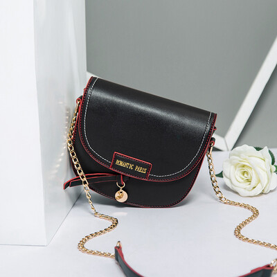 

Womens bag 2019 messenger bag simple tide single shoulder fashion small square bag girl chain senior feeling foreign style