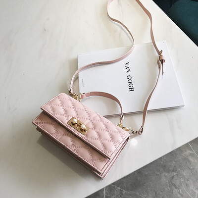 

Qiao Bani 2019 new European&American style fashion solid color embroidery thread flip lock buckle handbag shoulder diagonal female bag