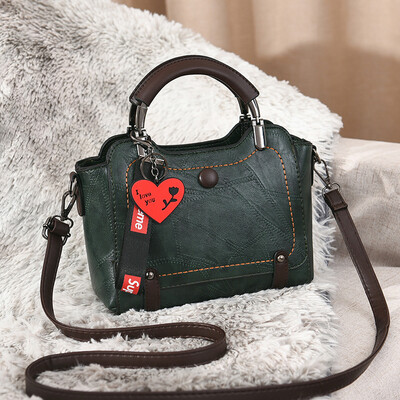 

Bag female 2018 new Korean version of autumn&winter women is handbag personality trend wild single shoulder diagonal bag small bag