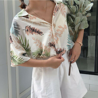 

Women Summer Casual Lapel Shirts Loose Half Sleeve Blouse Leaf Printed Tops