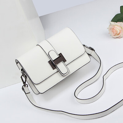 

In summer Korean version of Joker shoulder bag messenger bag on Mori girl bag is casual&fashionable