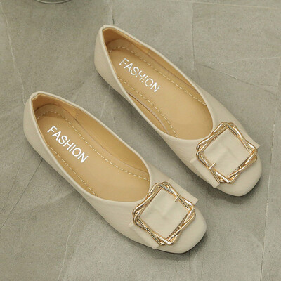 

2019 summer new Korean version of net red metal buckle square head shallow mouth shoes womens soft bottom flat fashion Joker wome