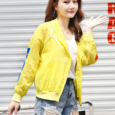 

2019 Summer Womens Sunscreen Shirt Jacket Hooded Shirt Fashion Large Size Womens Anti-UV Transparent Sunscreen Clothes