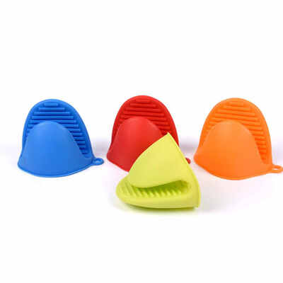 

Mini Silicone Heat Resistant Oven Mitts Kitchen Cooking Pot Insulated Holders Color Random