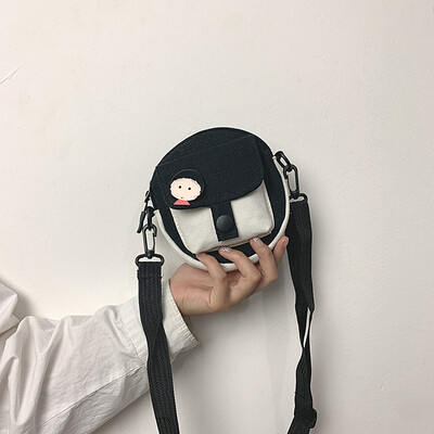 

2019 new cartoon cute canvas bag female fashion temperament contrast color Messenger bag chic casual wild small round bag