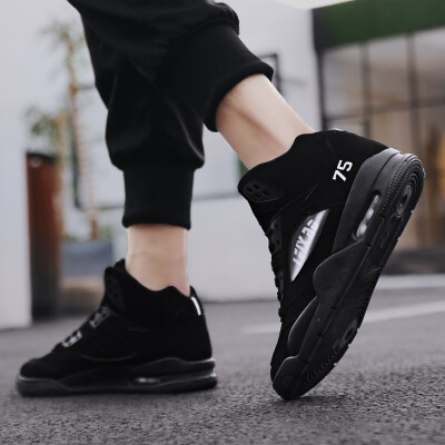 

2019 new Korean version of the trend of cotton shoes Gaobang sports shoes mens casual plus velvet high shoes summer warm shoes