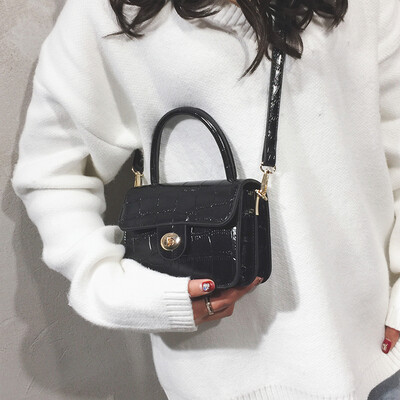 

Net red texture Sen handbag high sense small bag female 2019 new crocodile pattern foreign chic Messenger bag