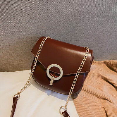 

Net red black bag female 2018 autumn&winter new port wind retro saddle bag shoulder slung chic chain handbag