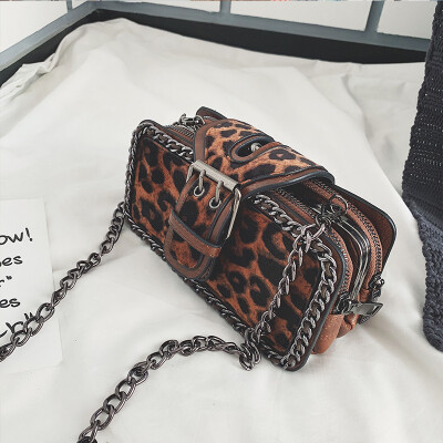 

Bag female 2019 new ins super fire Korean fashion wild casual leopard chain single shoulder slung small square bag