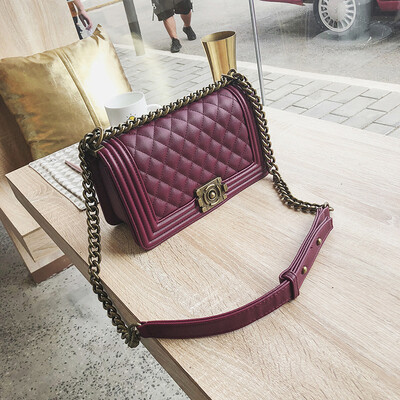

2019 new womens bag small fragrance single shoulder diagonal package rhombic chain bag fashion leather cowhide female bag