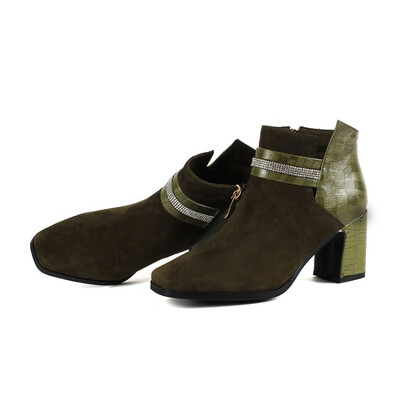 

Womens Winter Pointed Toe Short Tube Zip Lacing Ankle Thick Suede Martin Boots bare boots