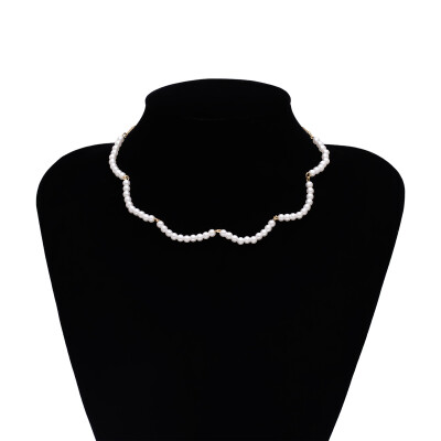 

White Imitation Pearl Beaded Chokers Necklaces for Women High Quality U Wave Beads Choker Necklace Fashion Jewelry Collier