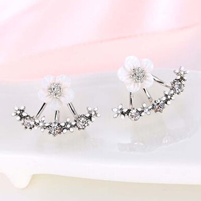

Stylish Korean Version Little Daisy Hung Stud The High-end Jewellry Women Silver Earrings
