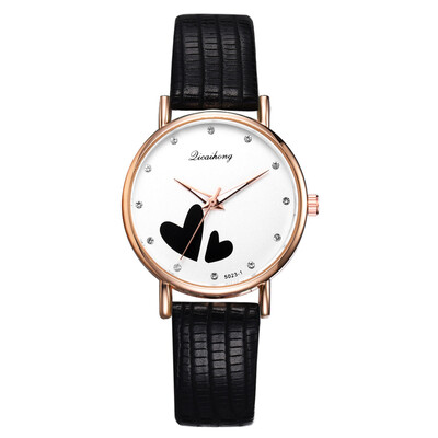 

Korean version of the personality love word quartz watch trend fashion mirror casual watch pu watch
