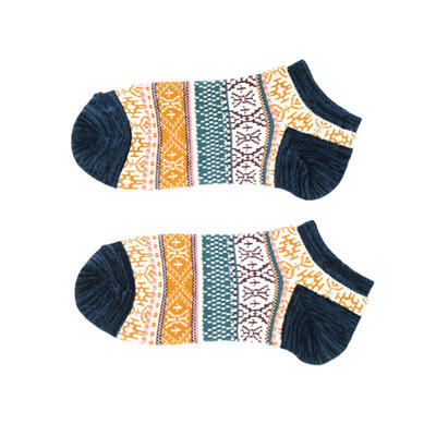 

Vintage Retro Embroidery Jacquard Boat Socks For Men National Wind Cotton Ankle Socks 1 Pair
