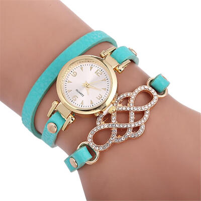

2018 Simple Leather Souvenir Ladies WristWatch Fashion Casual Diamond Womens Watch Beautiful Temperament Fashionable clock D